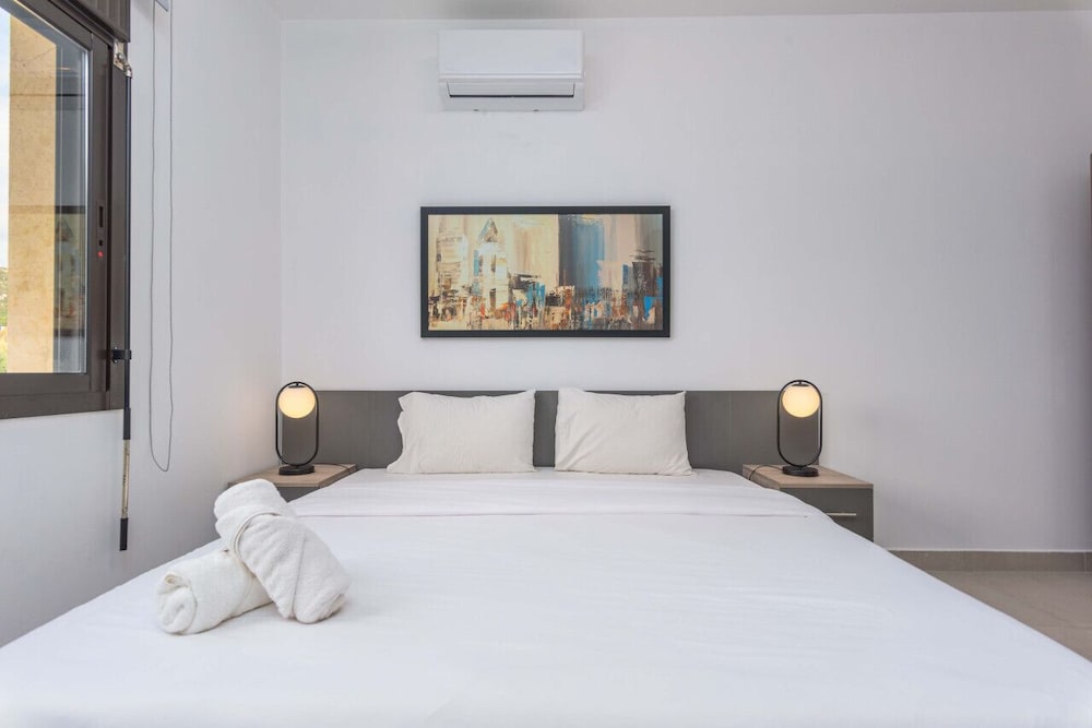Glow Studios & Apartments in Batroun