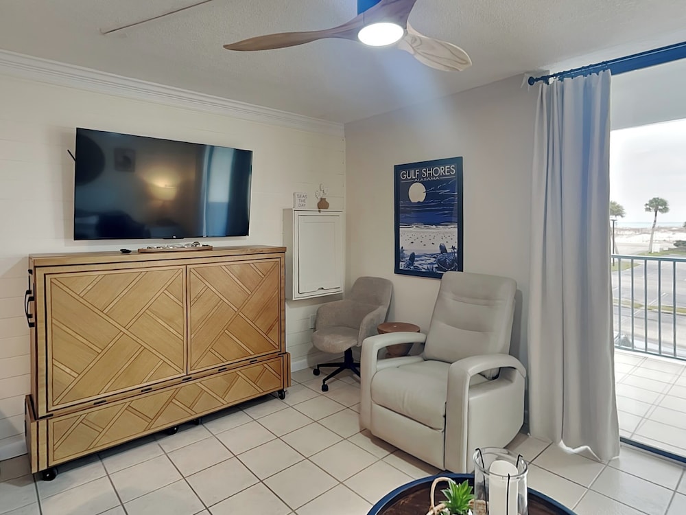 Gulf Shores Surf & Racquet Club #214A by Southern Vacation Rentals