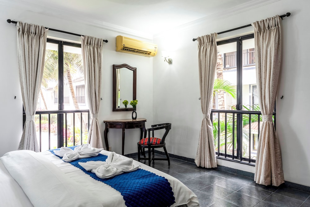 Goan Hideaway - Water