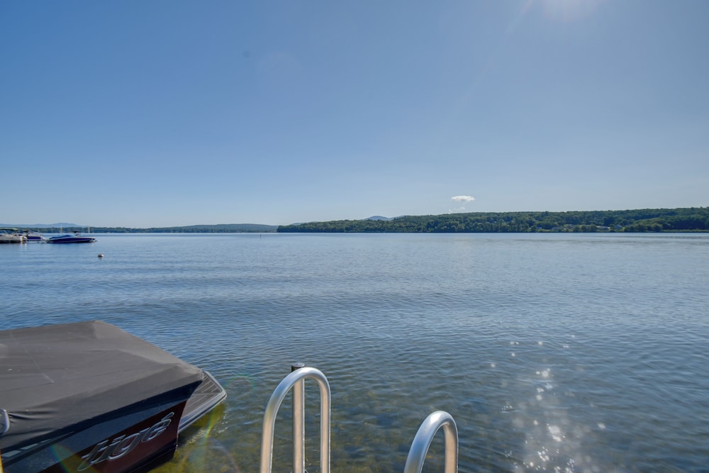 Walk to Lake Winnisquam Access: Cozy Retreat