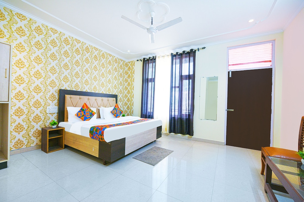 Fabhotel Shane Villa Residency