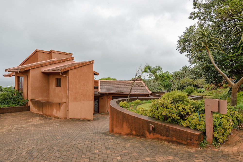 San Lameer Villa Rentals 14328