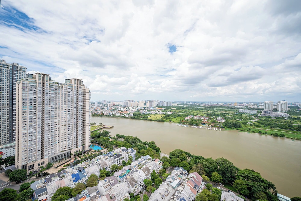OPAL SAIGON PEARL Premier Residence