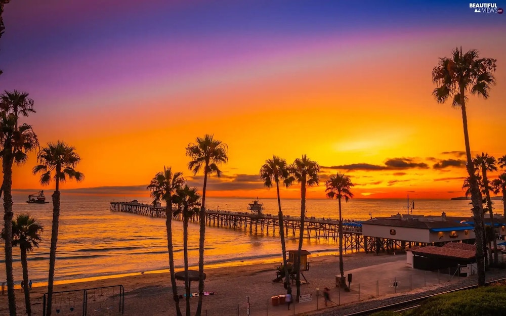 Popular LA Beach in Venice 10A