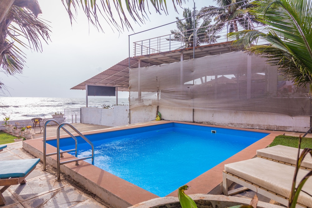 Beach front villa Myconos