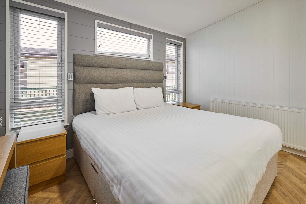 Host Stay Alder Spa Lodge