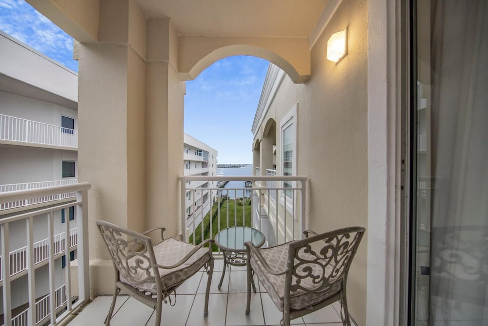 Spacious Condo on the bay Indoor Outdoor Pool view 5
