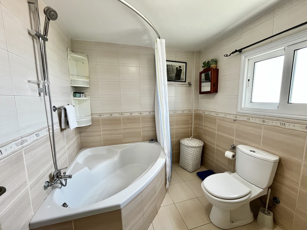 21 ATR - Stay Thalassa Villa
