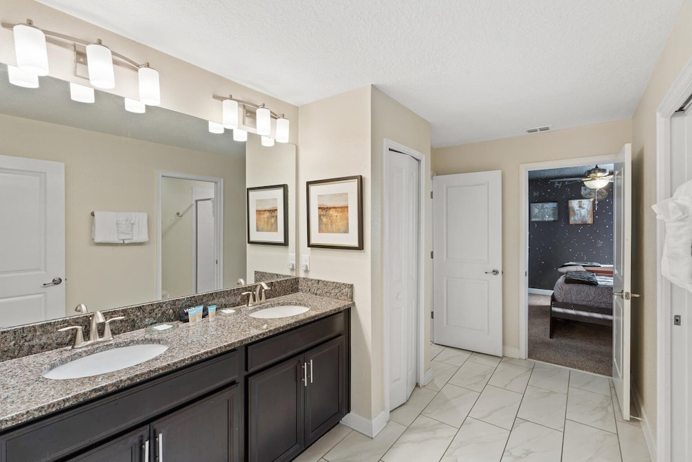 Championsgate Resort Vacation Pool & Spa Home With Resort Clubhouse Amenity Access 8 Bedroom Home