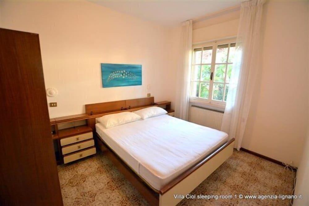 Villa a Lignano Riviera with air conditioning