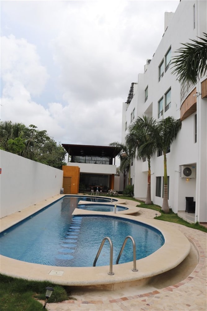Torres del Sol Cancún