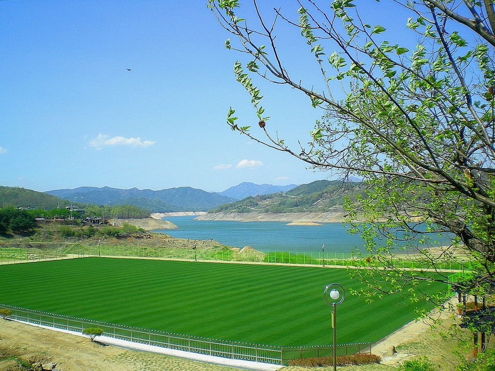 Hapcheonho View Smile Pension