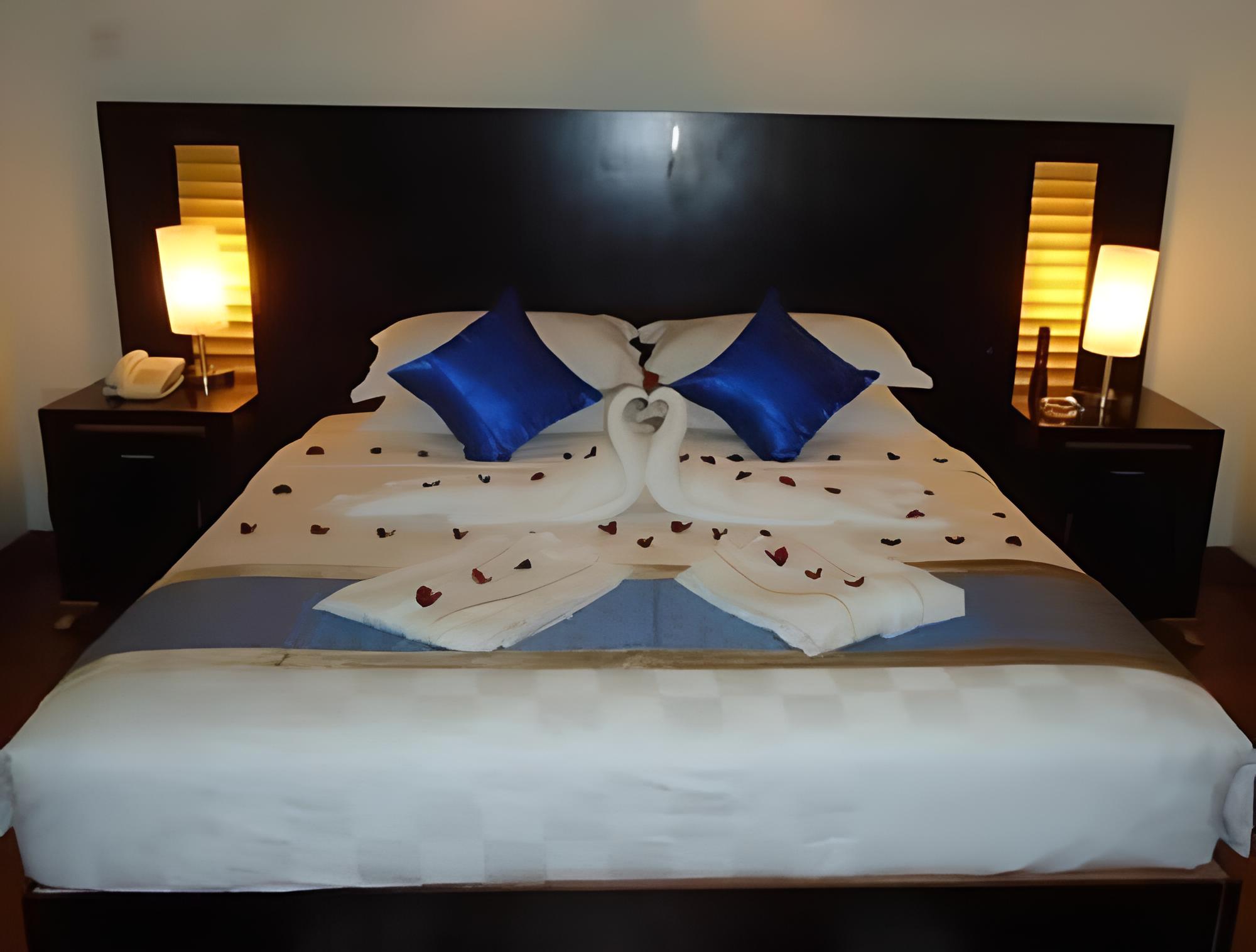 Myat Thinzar Hotel