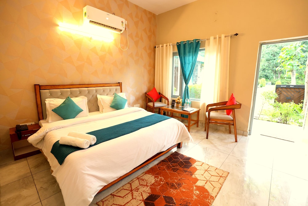 Aranya Resort & Suites By Shivaneel