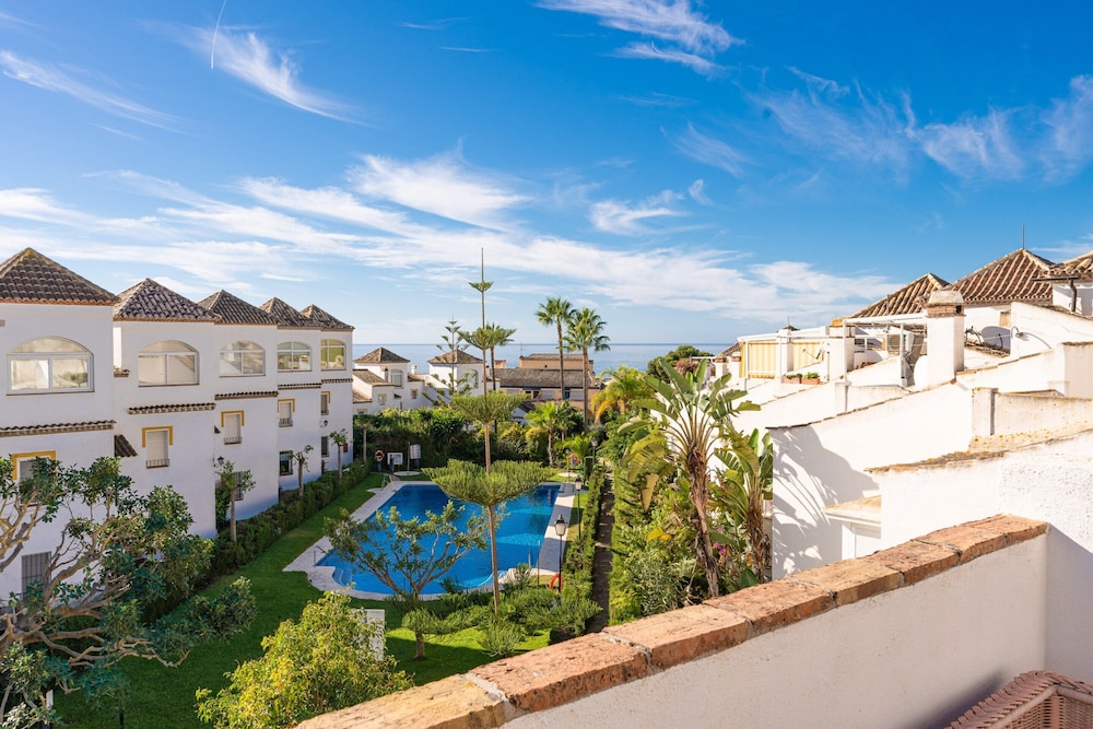 Beautiful Apartment With View