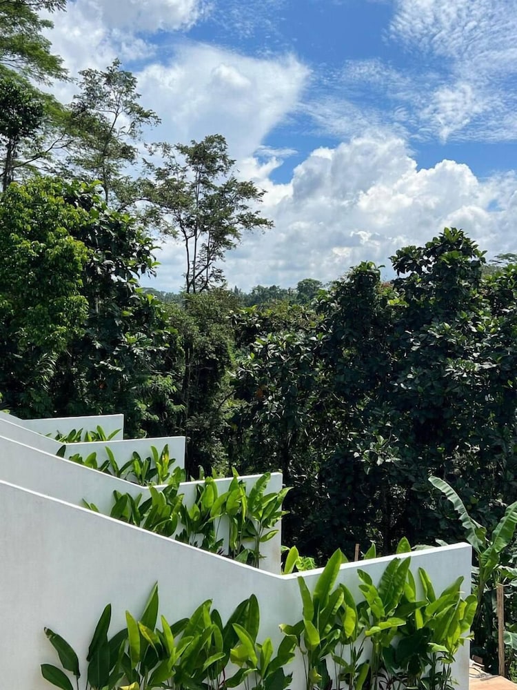 Loyo Villas