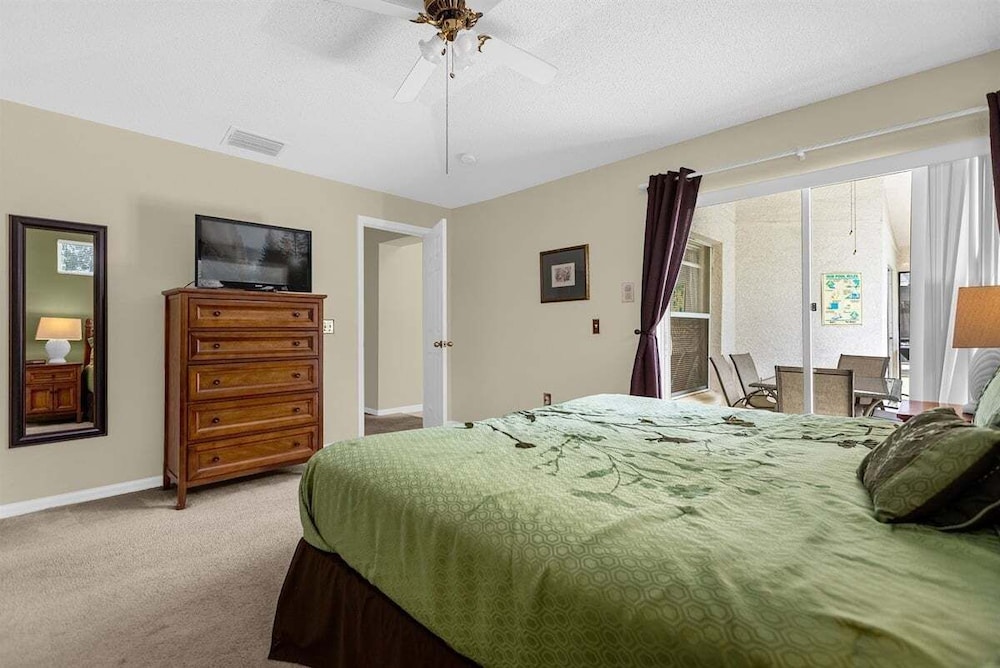 Lake Berkley Villas Swanky