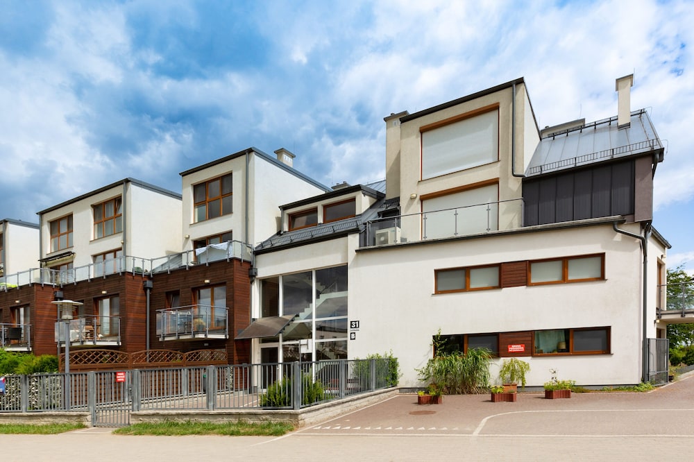 Apartment Nowy Swiat Puck by Renters view 3