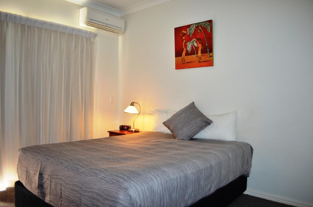 Redland Bay Motel