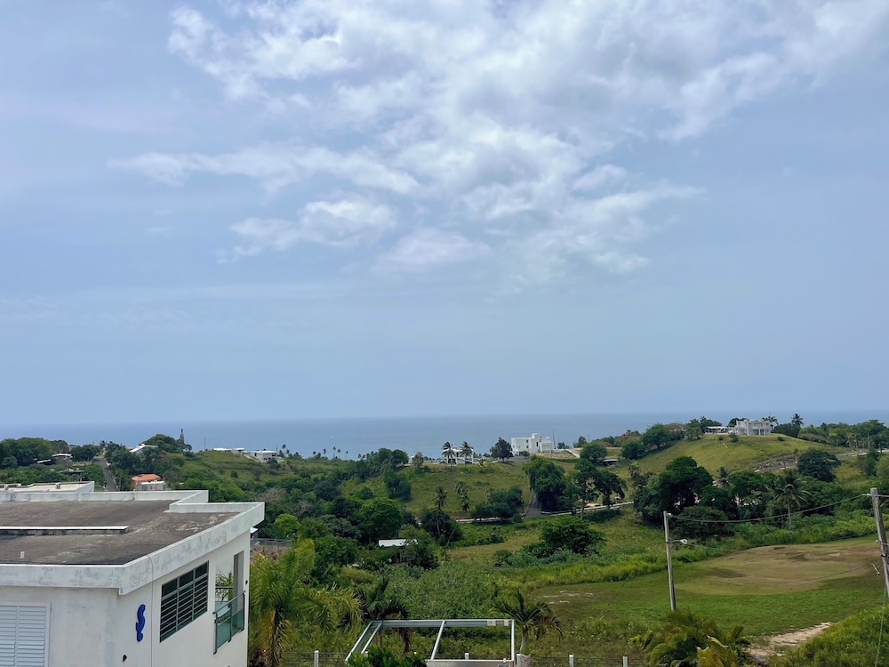 Ocean View House Quebradillas & Rooftop