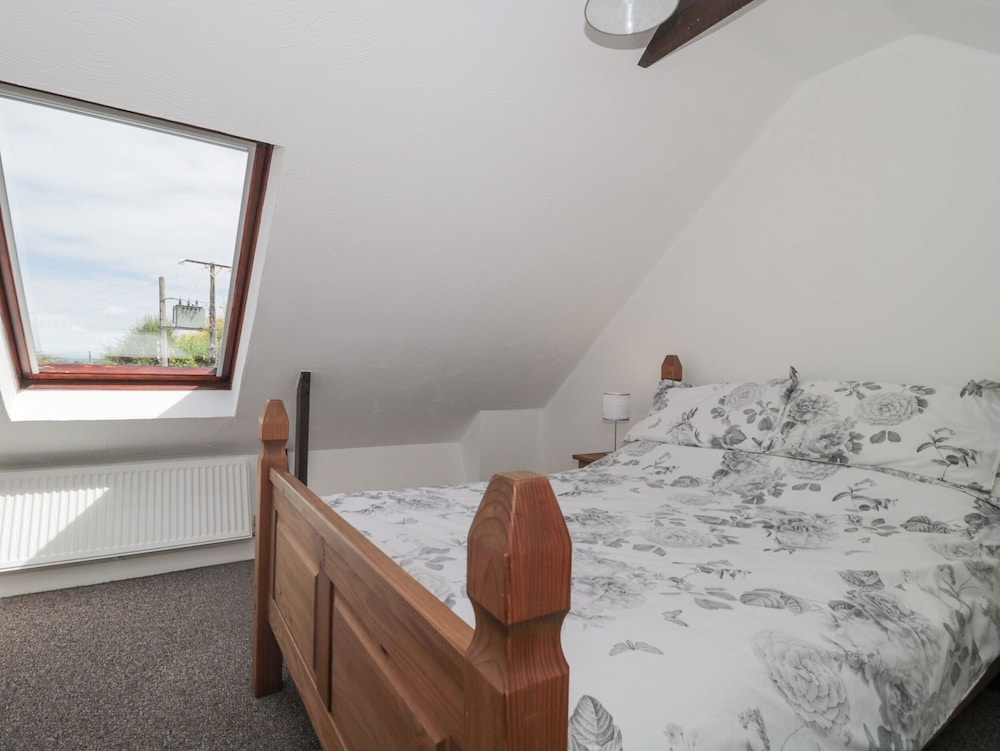 Mistletoe Cottage