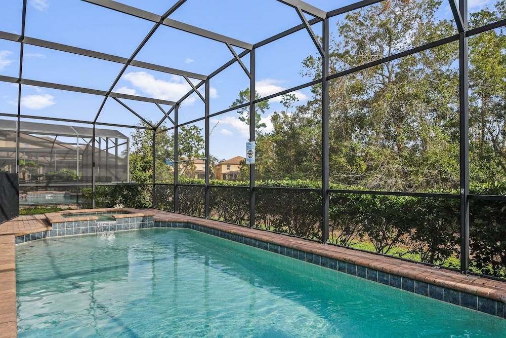 Ultimate 8BR Family Fun in Resort Near Disney!