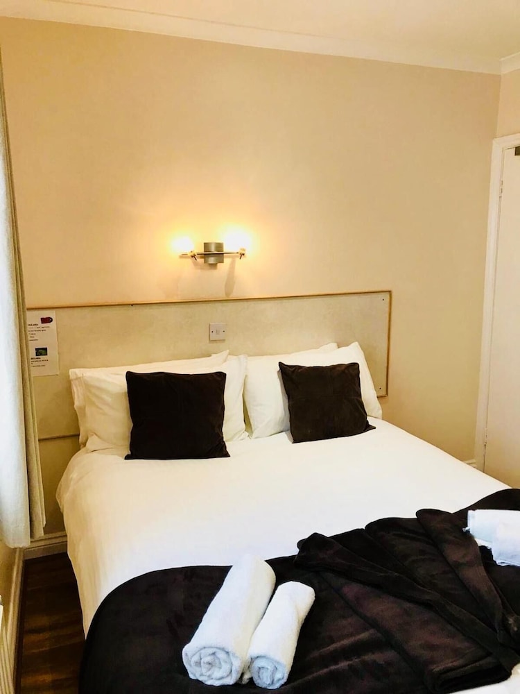 Hill Lodge Hotel