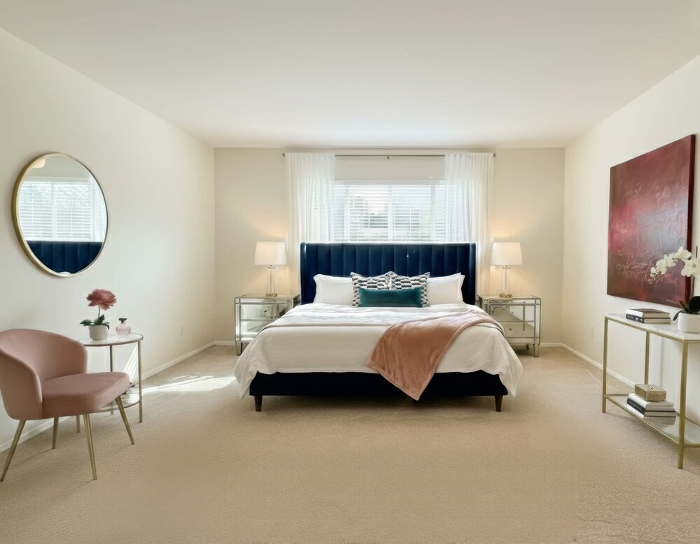 Allura Carmel Valley - 4 BR 4 BA