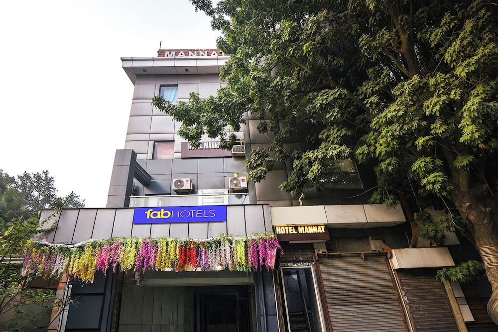 Fabhotel Mannat Shalimar Bagh