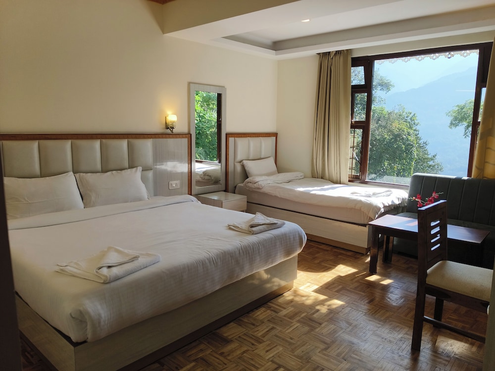 Kunden Fortune Resort Gangtok Near MG Marg