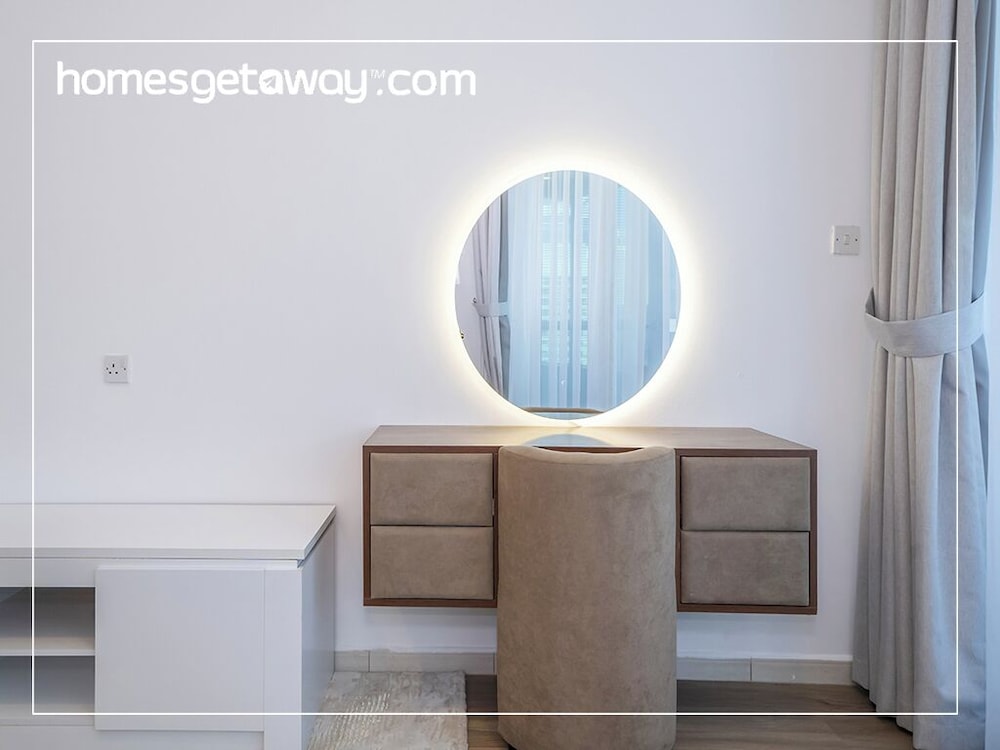 Spacious 4BR in Horizon Tower Marina