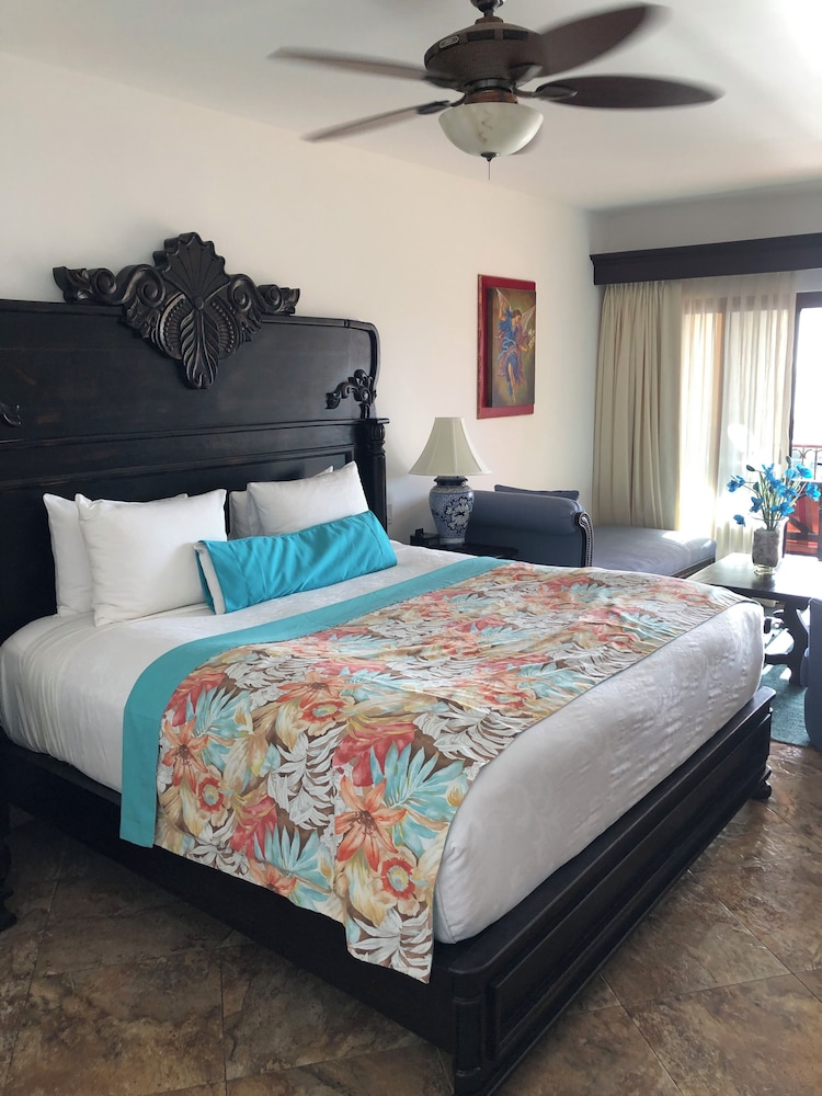 Three BR Residence at Hacienda Encantada