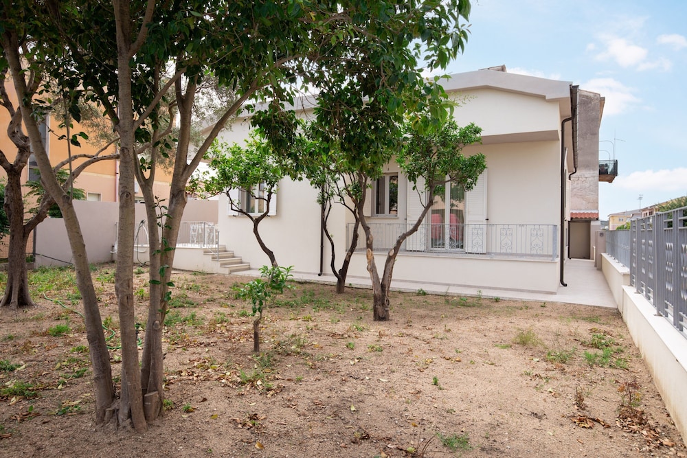 Casa Marina con Patio by Wonderful Italy