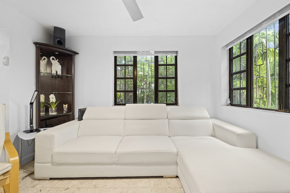 Little Havana Retreat
