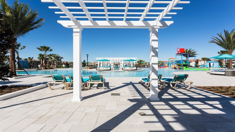 The Force Is Strong 8885 - Image 2