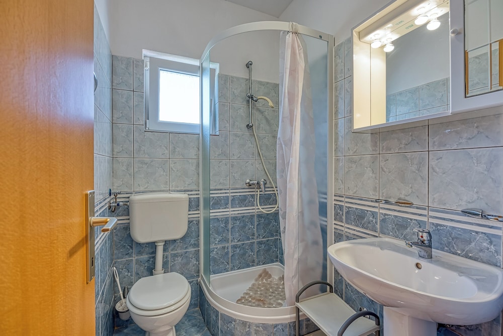 Apartment 50 Meters From Sea in Pasman A3 view 4