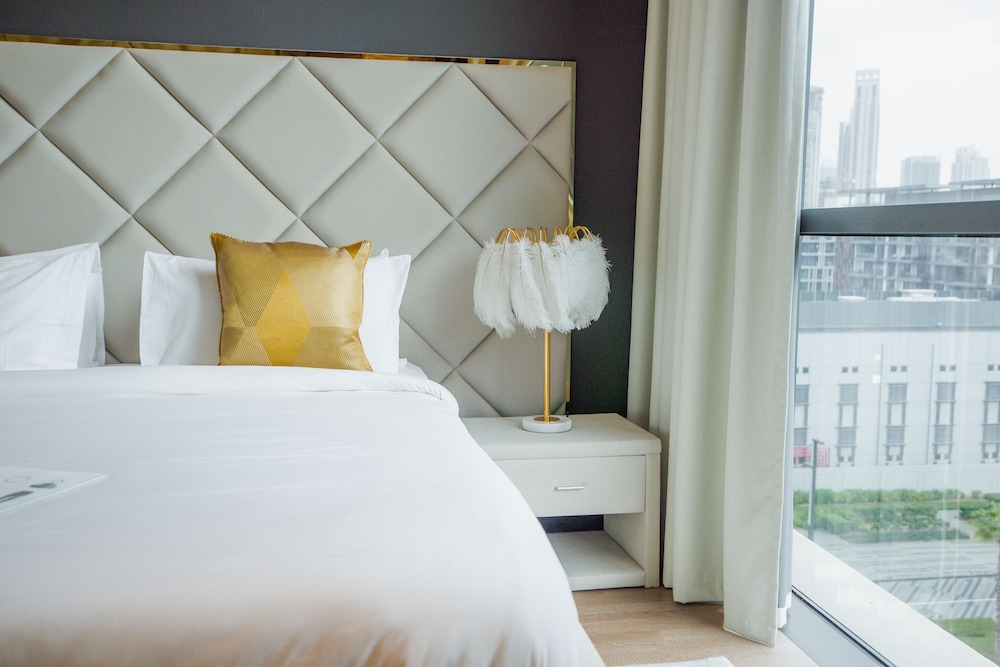 Nasma Luxury Stays - City Walk
