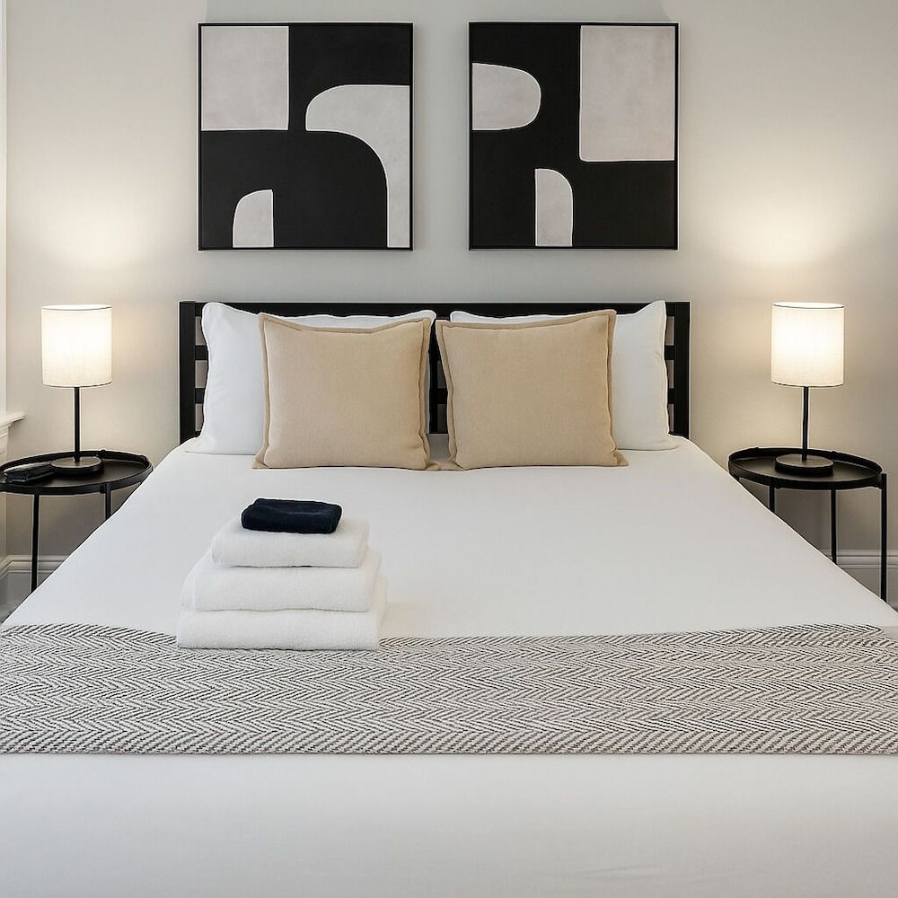 Furnished 3BR - Blackstone 1