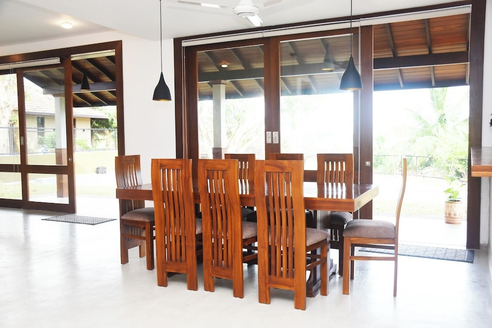 Labuduwa Villa in Galle.