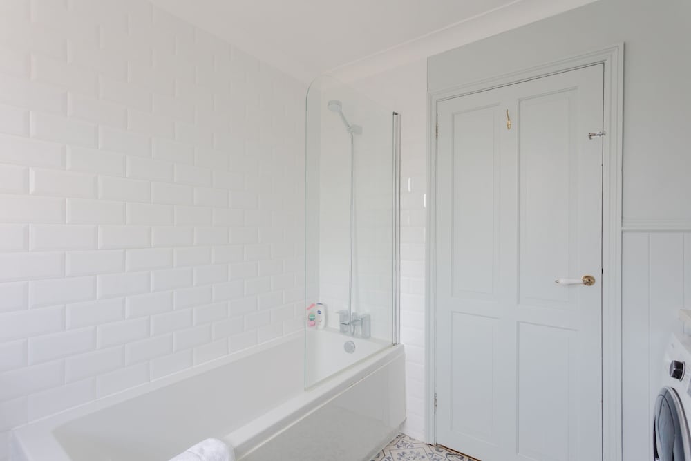 Newly Refurbished 4 Bedroom House in East London