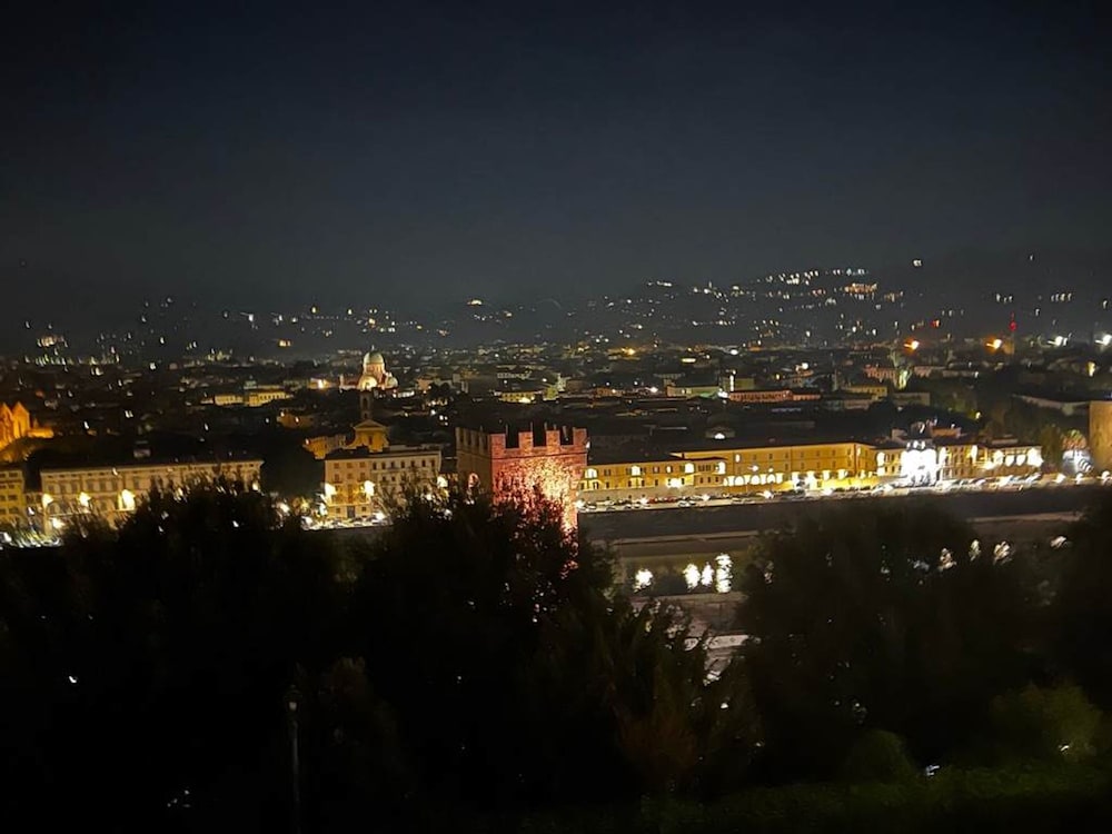 Favorite in Florence Near Duomo two Terraces Double Pleasure