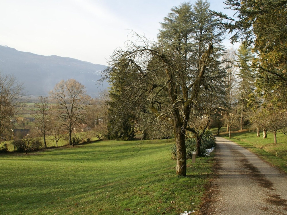 Apartment in Serrieres Castle Near French Alps