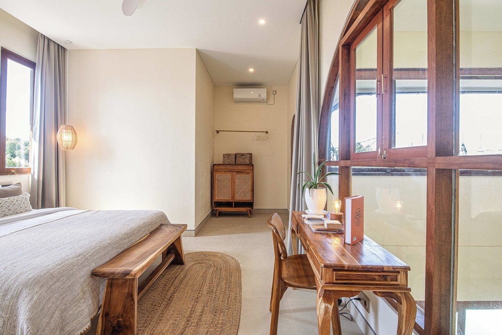 Luxury 4BR Villa With Private Pool in Canggu