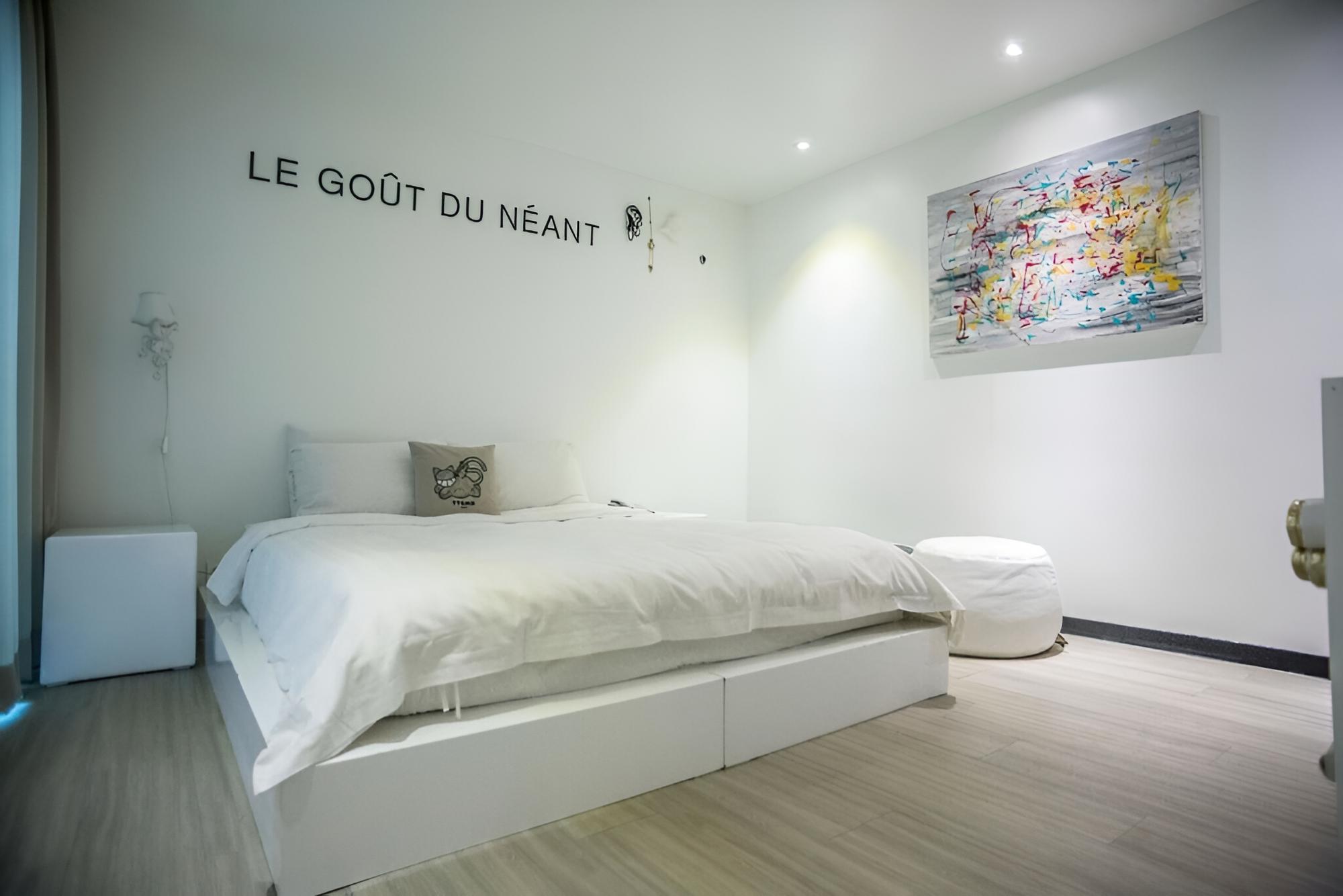Jeonju Deokjindong Pin and Fit House