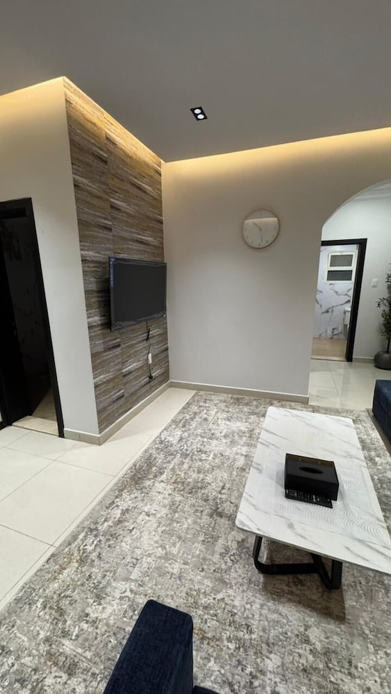 OrbitNet Suites Al Ulaya