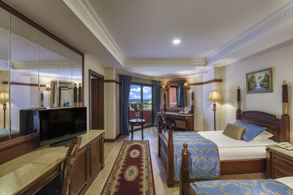 Delphin Palace - All Inclusive