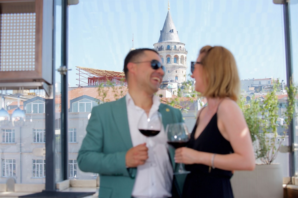 Momento Golden Horn Otel - Image 50