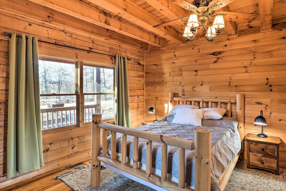 Bryson City Cabin w/ Private Hot Tub & Game Room view 3