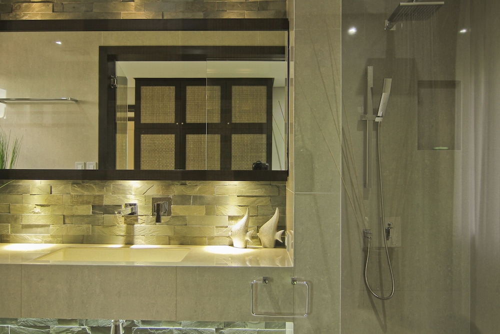 Boracay Suites
