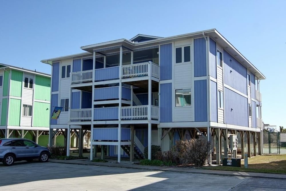 Myrtle Beach Vacations - Feelin' Beachy-7a 2 Bedroom Home by RedAwning - Property Image 1